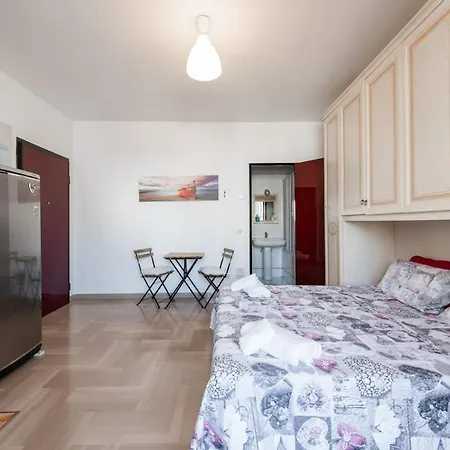 Apartamento Studio In With Wonderful City View Furnished Terrace And Wifi 900 M From The Beach Bari