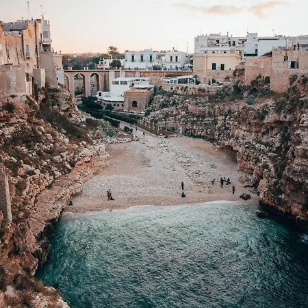 Studio In With Wonderful City View Furnished Terrace And Wifi 900 M From The Beach * Bari