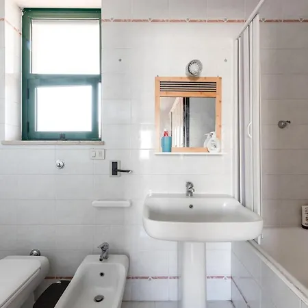 Studio In With Wonderful City View Furnished Terrace And Wifi 900 M From The Beach Apartamento Bari
