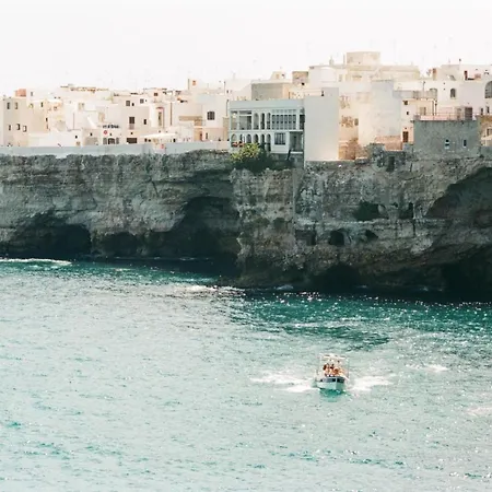 Apartment Studio In With Wonderful City View Furnished Terrace And Wifi 900 M From The Beach Bari